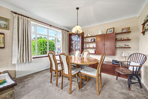 Thornbridge Crescent